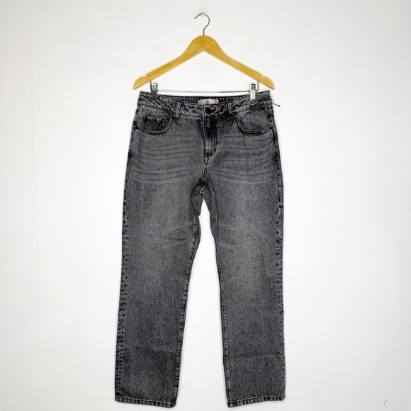 Cabi 100% BF Boyfriend Relaxed Women's Gray Jeans Size 6 NWOT - Picture 5 of 8